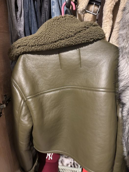 Bershka зелено яке