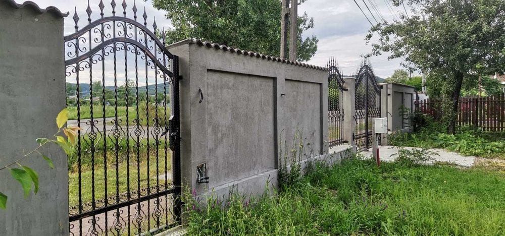 Casa la roșu Dumbrăvești( Prahova)