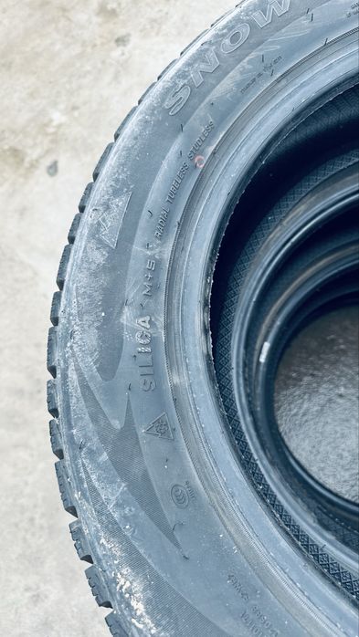 Покрышка почти новая