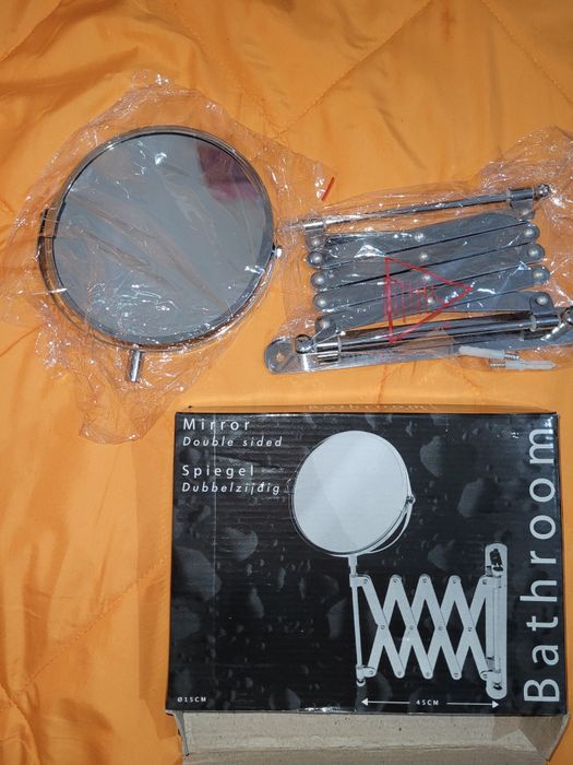 Oglinda extensibila de perete