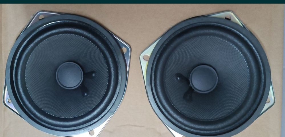 Продам нексия-3 динамики