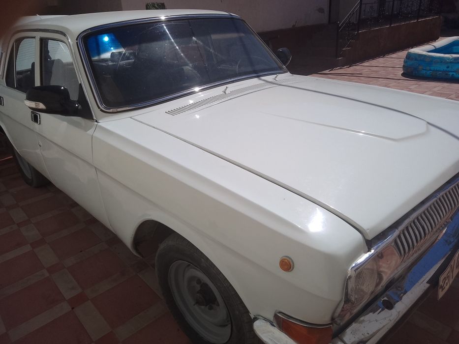 Vaz 24 17 sotiladi