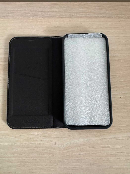 Husă Flip iPhone 14 Pro — închidere magnetică, protecție completă, nouă