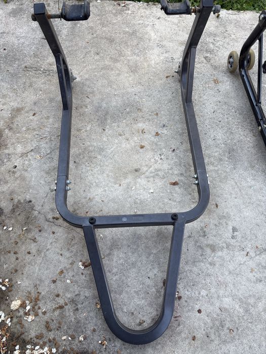 Suporturi motociclete