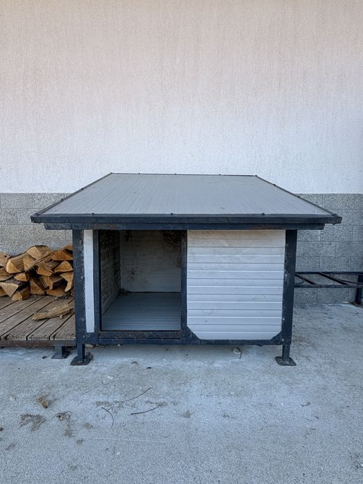 Coteț câine talie medie/mare – rezistent, izolat, ușor de curățat