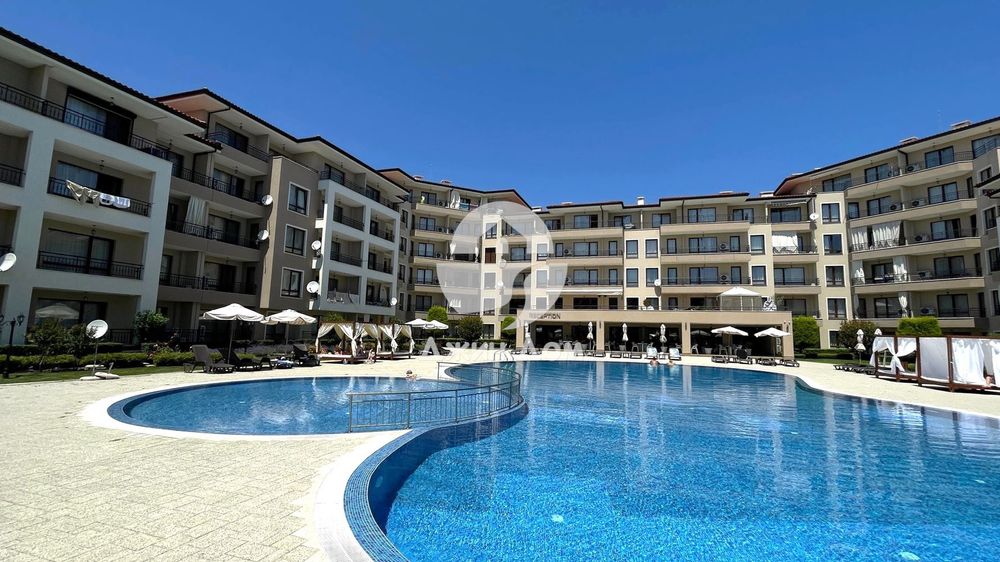 Продава се Двустаен апартамент в Свети Влас - 68 кв.м за 1853 €/кв.м - Снимка #11