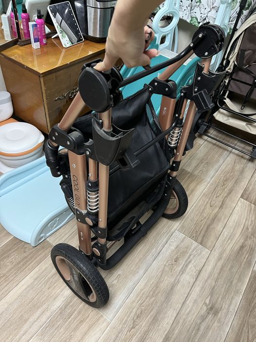 Продам коляску 2в1