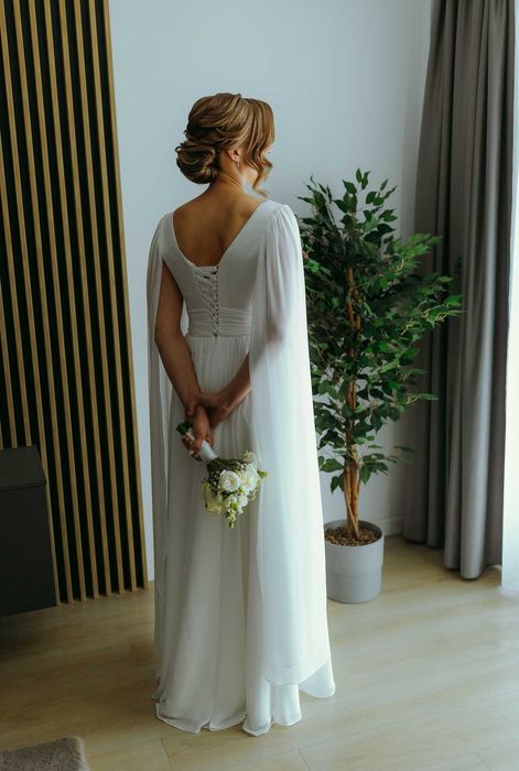 Rochie de mireasa eleganta - purtata o singură data - stare impecabila