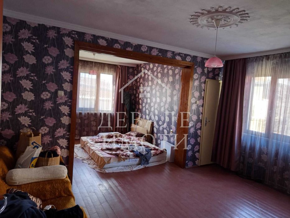 Продава се Етаж от къща в Русе, Дружба 2 - 108 кв.м за 591 €/кв.м - Снимка #6