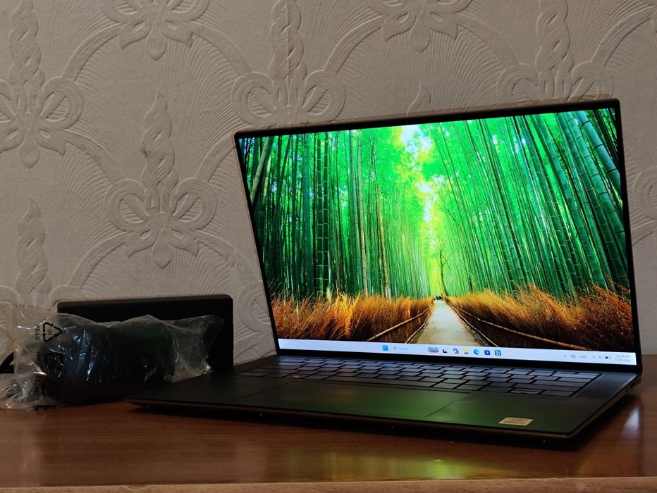 Dell Precision 5550 | Intel Core i7-10850H | 16 GB RAM | 512 GB