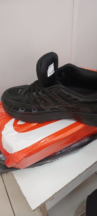 Летние кроссовки