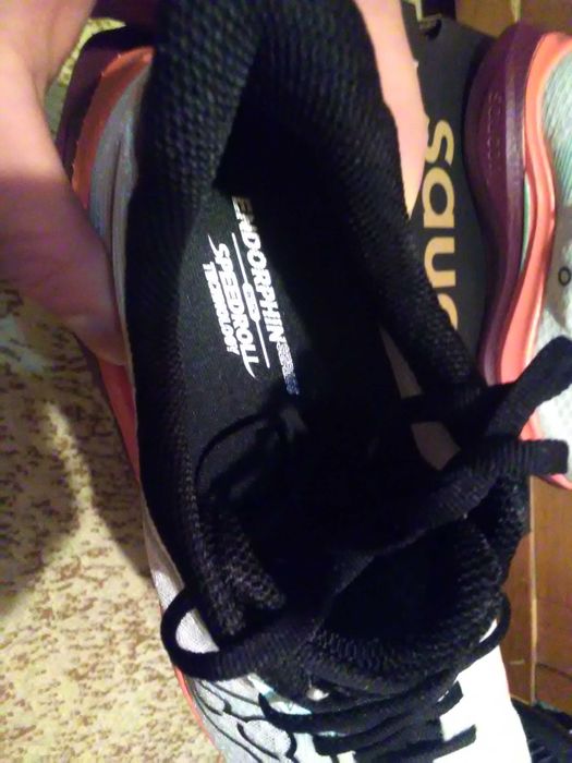 Saucony Endorphin Speed 5 номер 43 маратонки за бягане