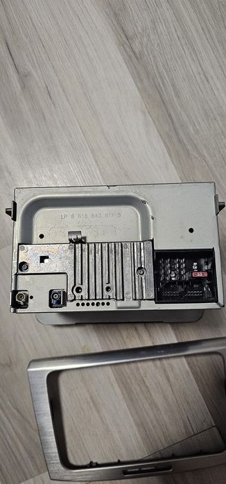 Vând radio cd cu navigație passat B6