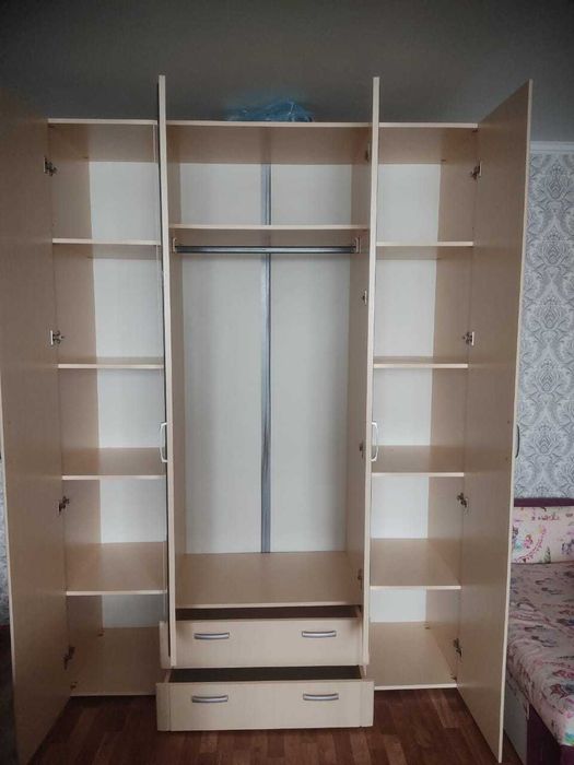 Продаю мебель срочно