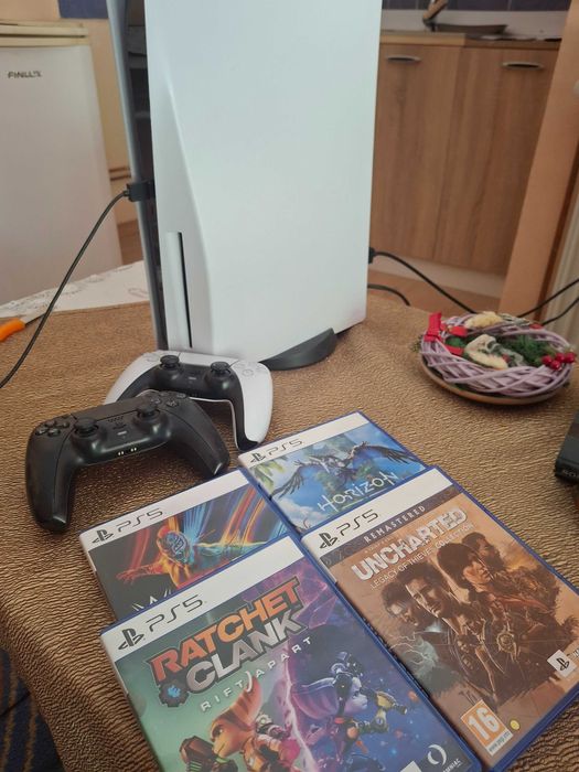 Ps 5 variantă cu disk , negociabil