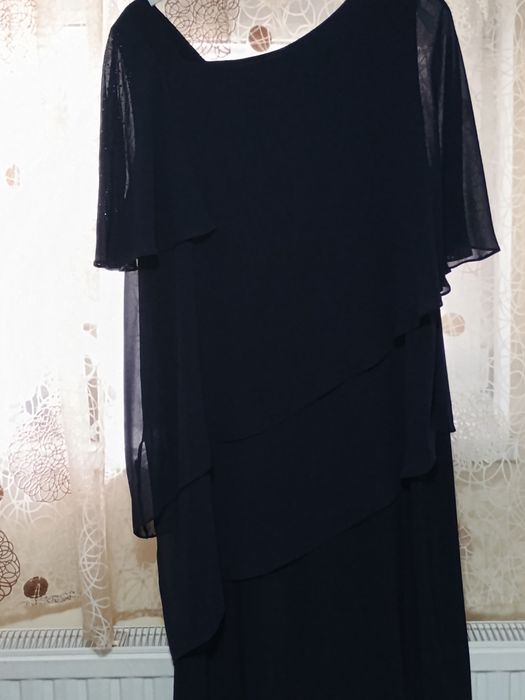 Тъмно синя тюлена рокля