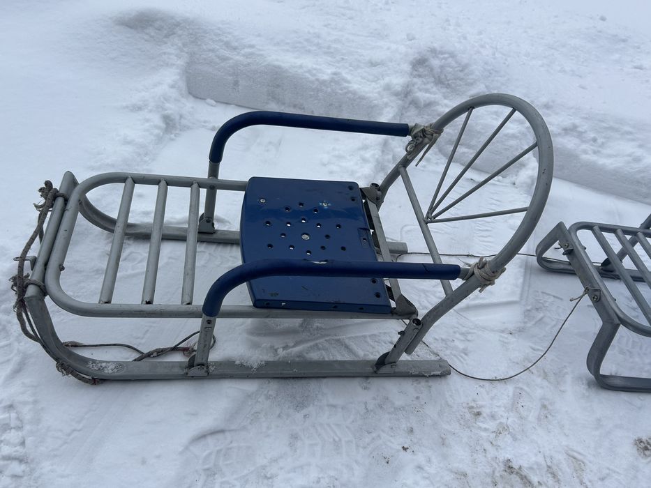 Санки обе за 8000тг