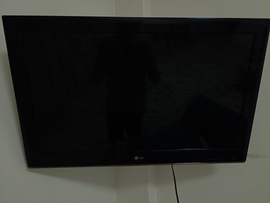 Продается телевизор LG 32LM3400-ZA, чисто корейской сборки