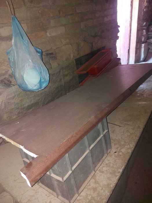 Utin bor srochno sotiladi