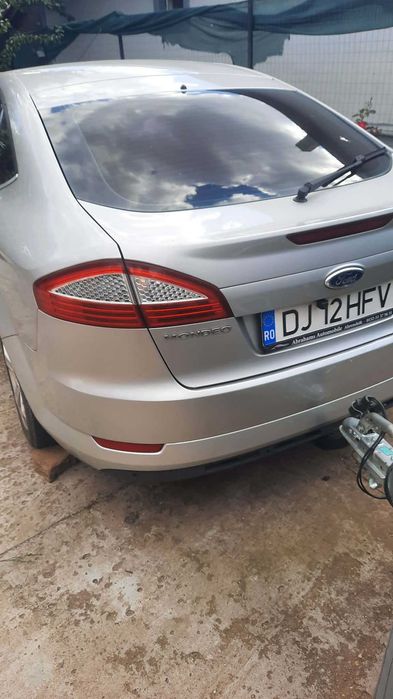 Autoturism ford mondeo