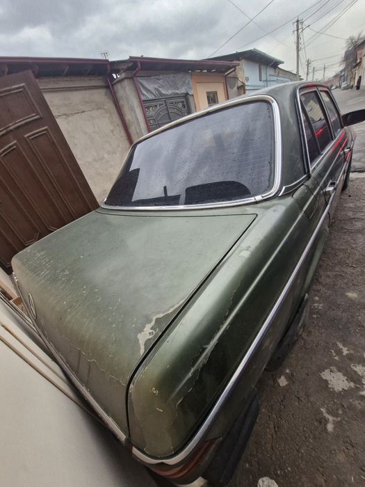 Mercedes benz w123 d240