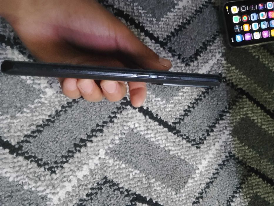 Xiaomi 12T 8+8 256GB kar dakmenti ham bor