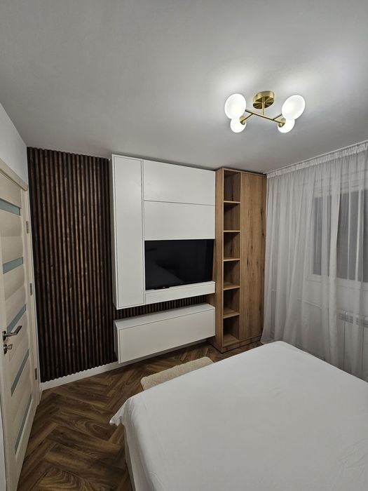 2 camere decomandat, renovat lux, mobilat – Metrou 1 Decembrie