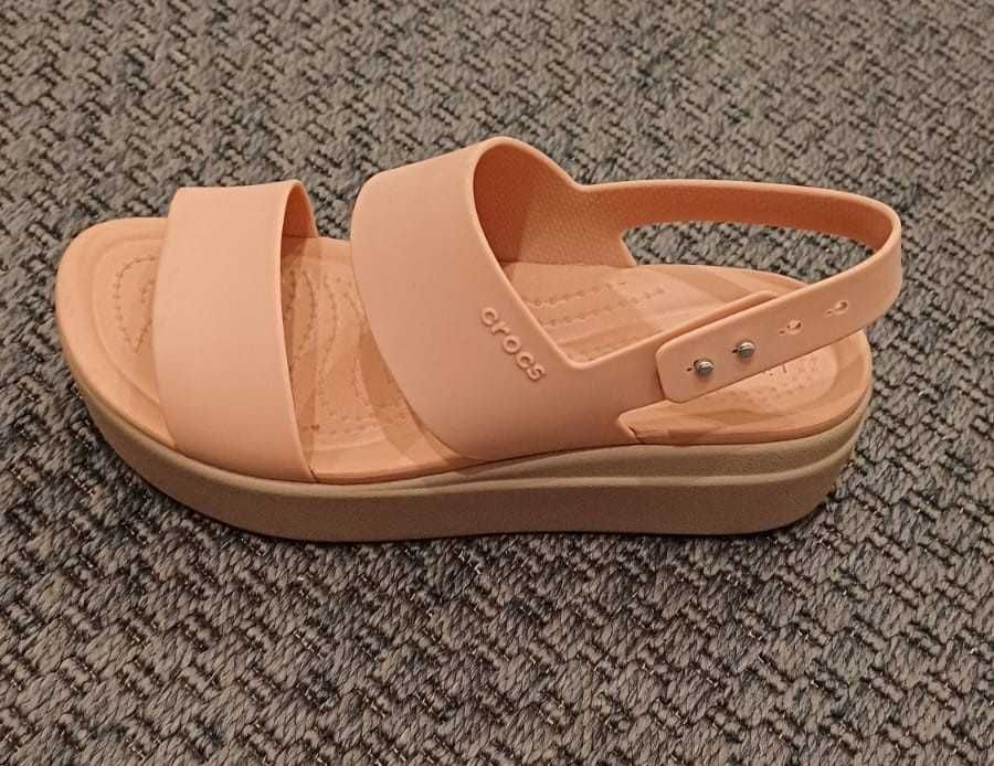 Crocs LiteRide, Sandale, roz – mărimea 37, în stare foarte bună