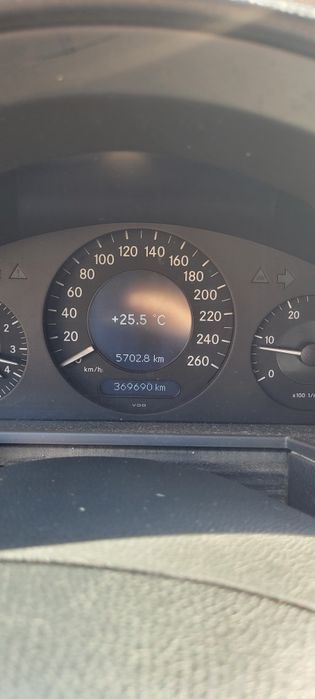 Mercedes-Bens E class