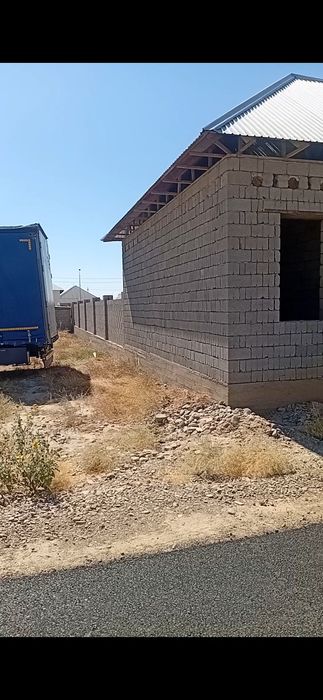 Участок.Времянка жер участок