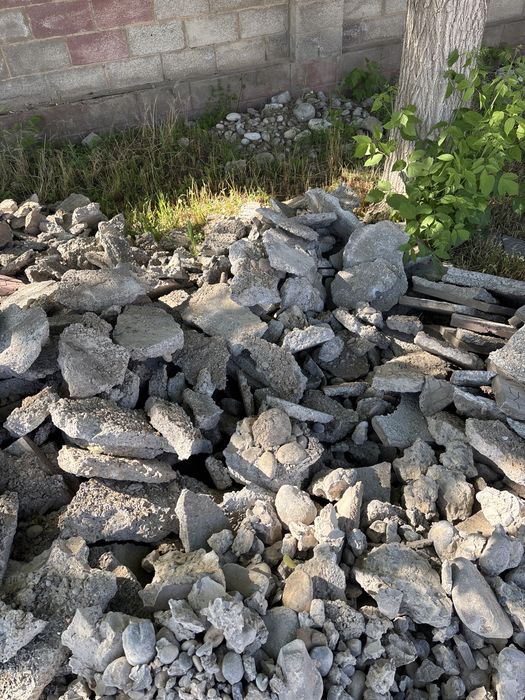 Фундаментке булыжниктер бар тегін