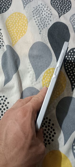 Продам Samsung A16 8/256