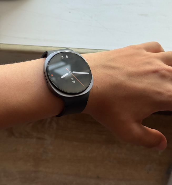 Продаю Samsung Galaxy Watch 8 44mm