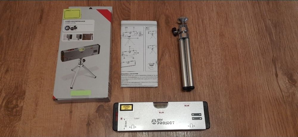 Nivela cu laser si boloboc, Nou!