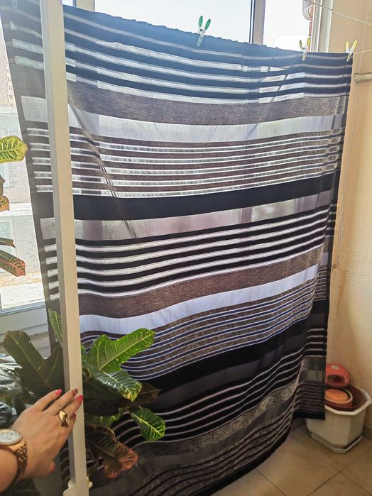 Перде от две части