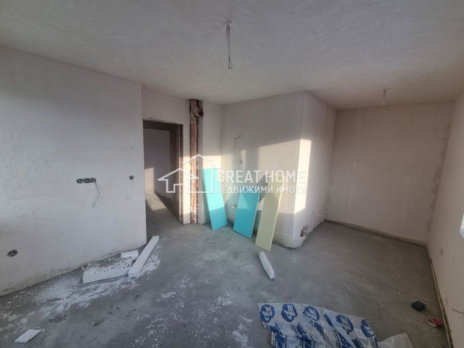 Продава се Двустаен апартамент в Търговище, Вароша - 64 кв.м за 630 €/кв.м - Снимка #2