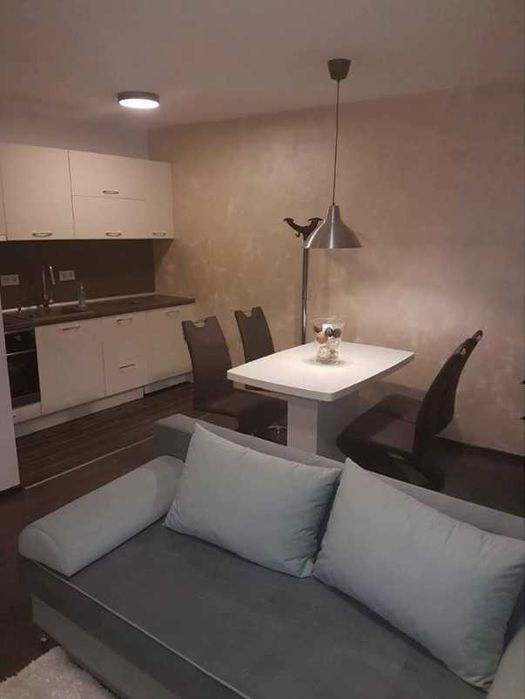 Дава се под наем Двустаен апартамент в София, Кръстова вада - 68 кв.м за 663 € - Снимка #2