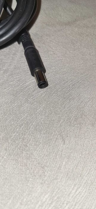 DELL 180W  Incarcator Slim 19.5V-9.23A fuctional mufa groasa