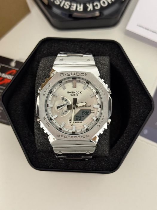 Ceas Casio G-Shock GM-2110D-7AER