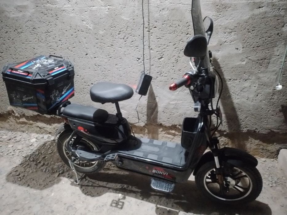 Skuter sotiladi manzil