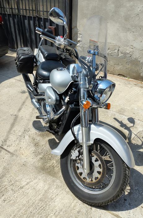 Suzuki VL800 2007