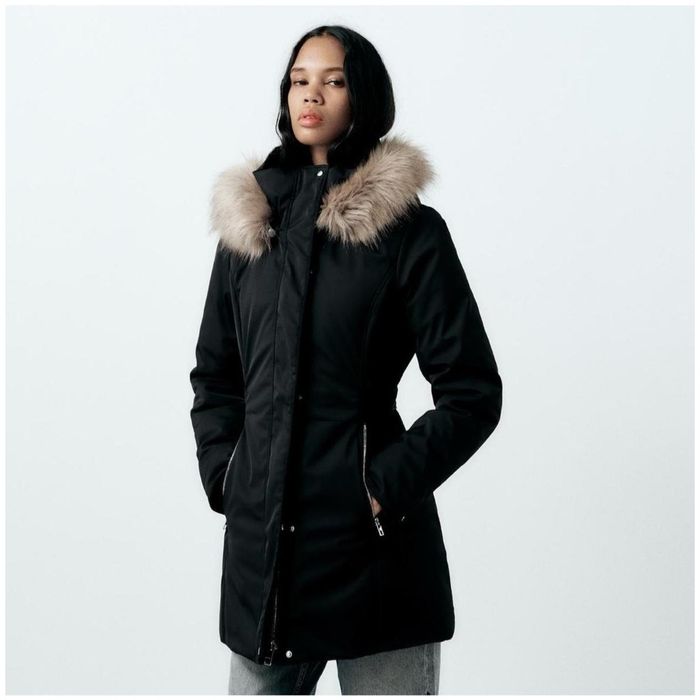 Зимна парка ZARA
