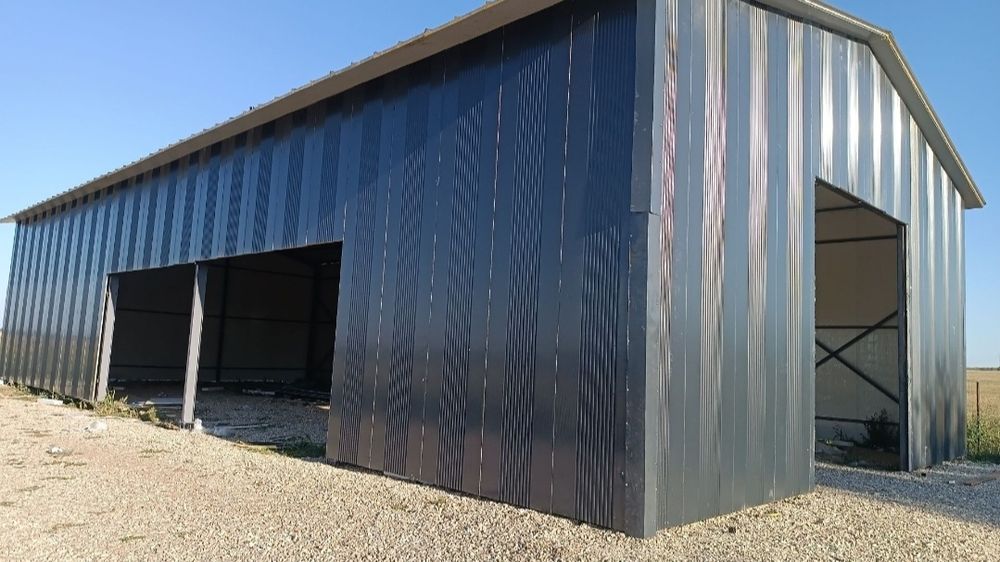 Vand 8 × 15 × 4 la gata 13 000€