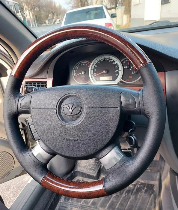 Оплётки на руль авто