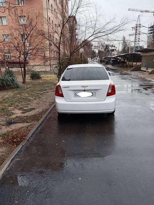 Автомобиль Gentra