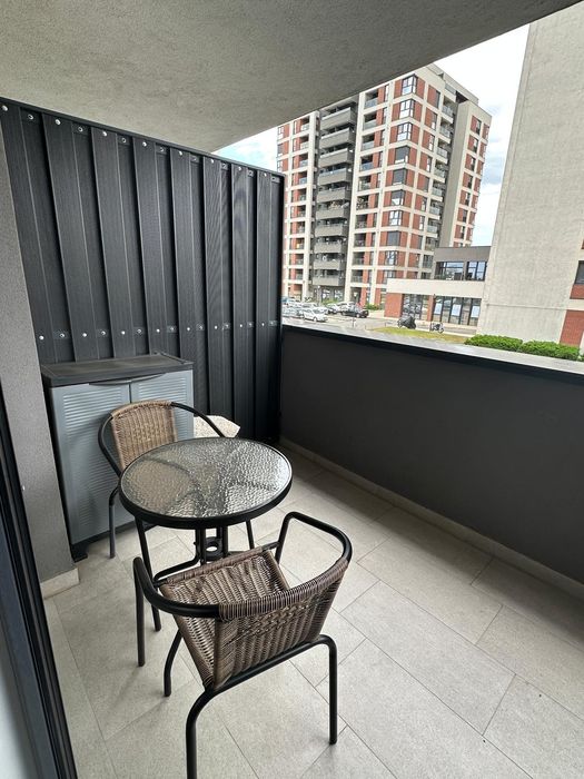 Inchiriez apartament cu 2 camere