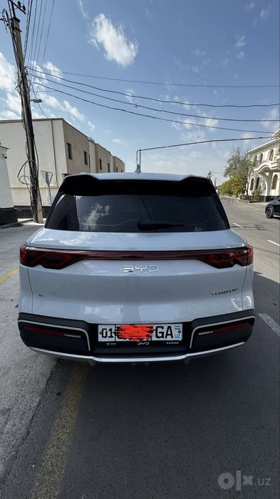 Byd yuan up ev 401km