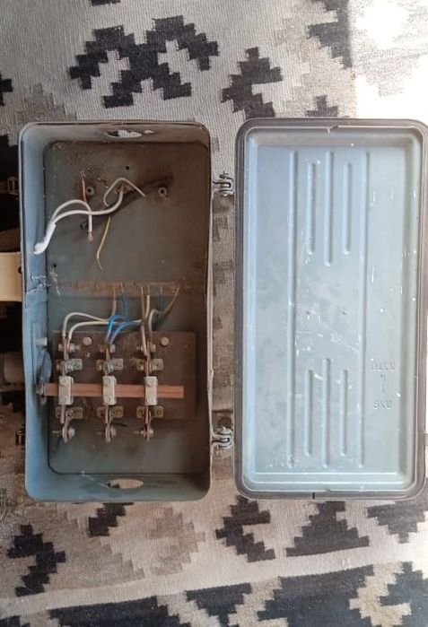 Продам рубильник 100 А