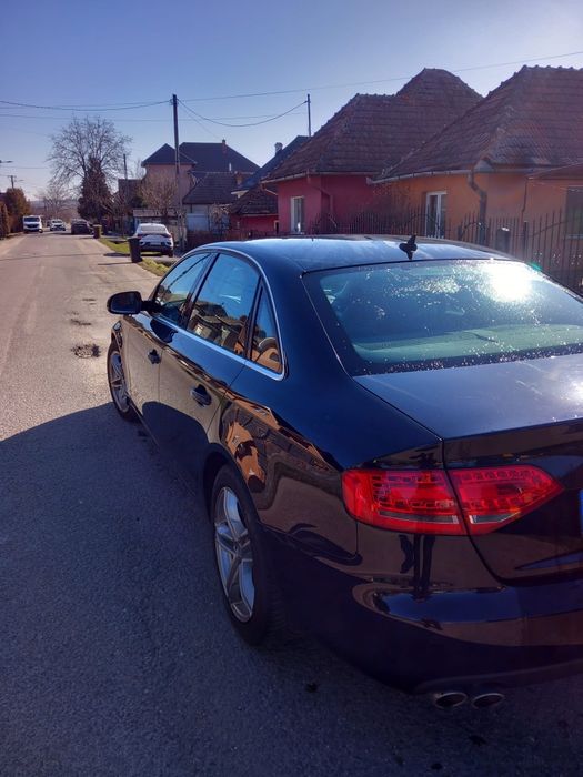 Vand audi  a 4  din 2010