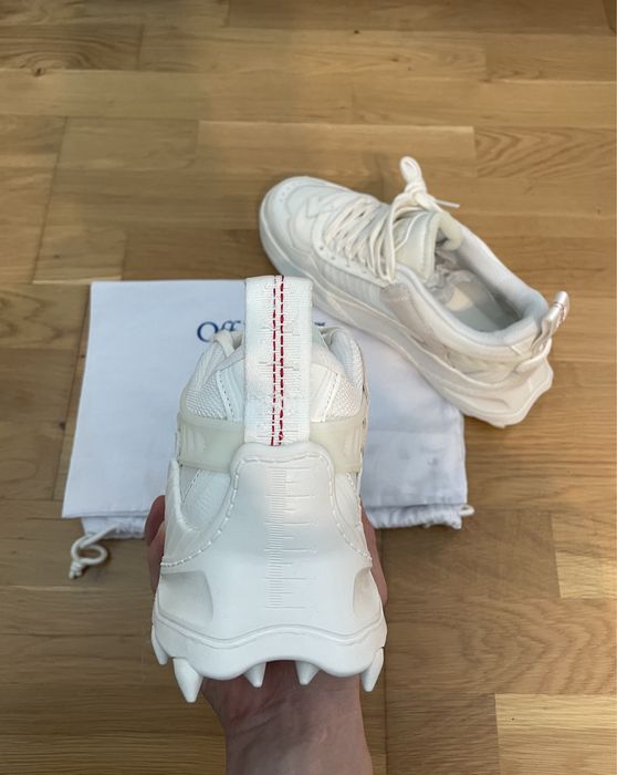 Off-White ODSY-1000